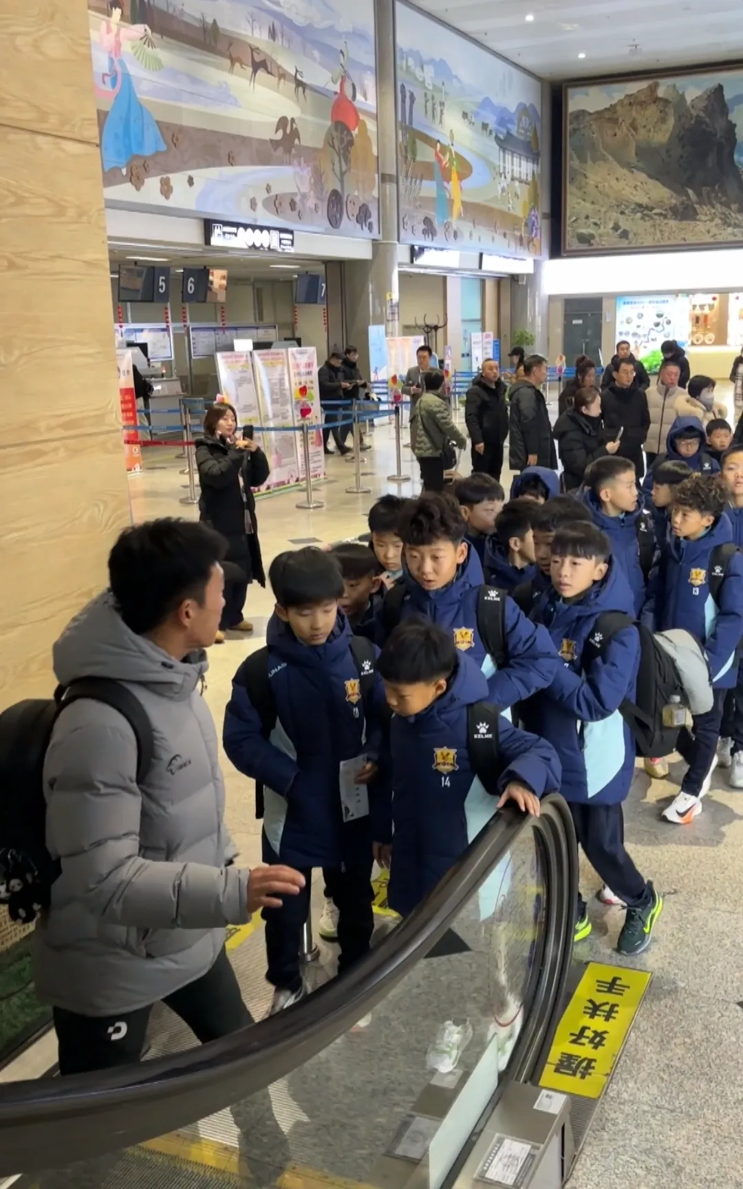 꼬마 선수들 남방으로 동계훈련을!